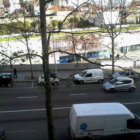 Metro-Apartment Rnal Nº35375 Al-Chamada Para A Rede Movel Nacional 波尔图 外观 照片